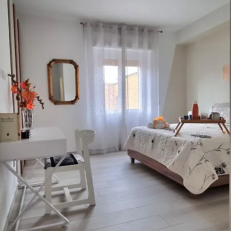 Appartamento Madeleine Con Garage Privato Gratuito