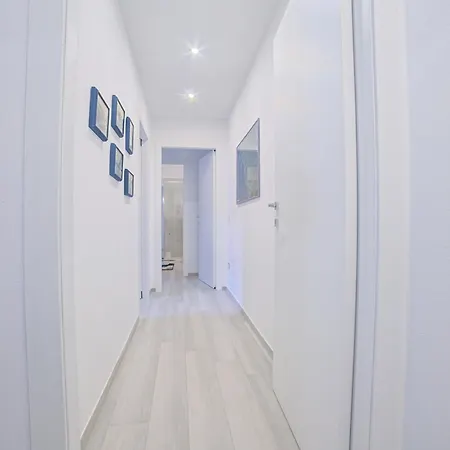 Madeleine Con Garage Privato Gratuito Daire *