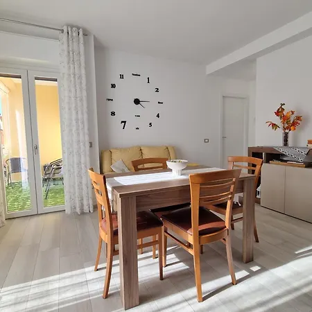 Madeleine Con Garage Privato Gratuito Daire